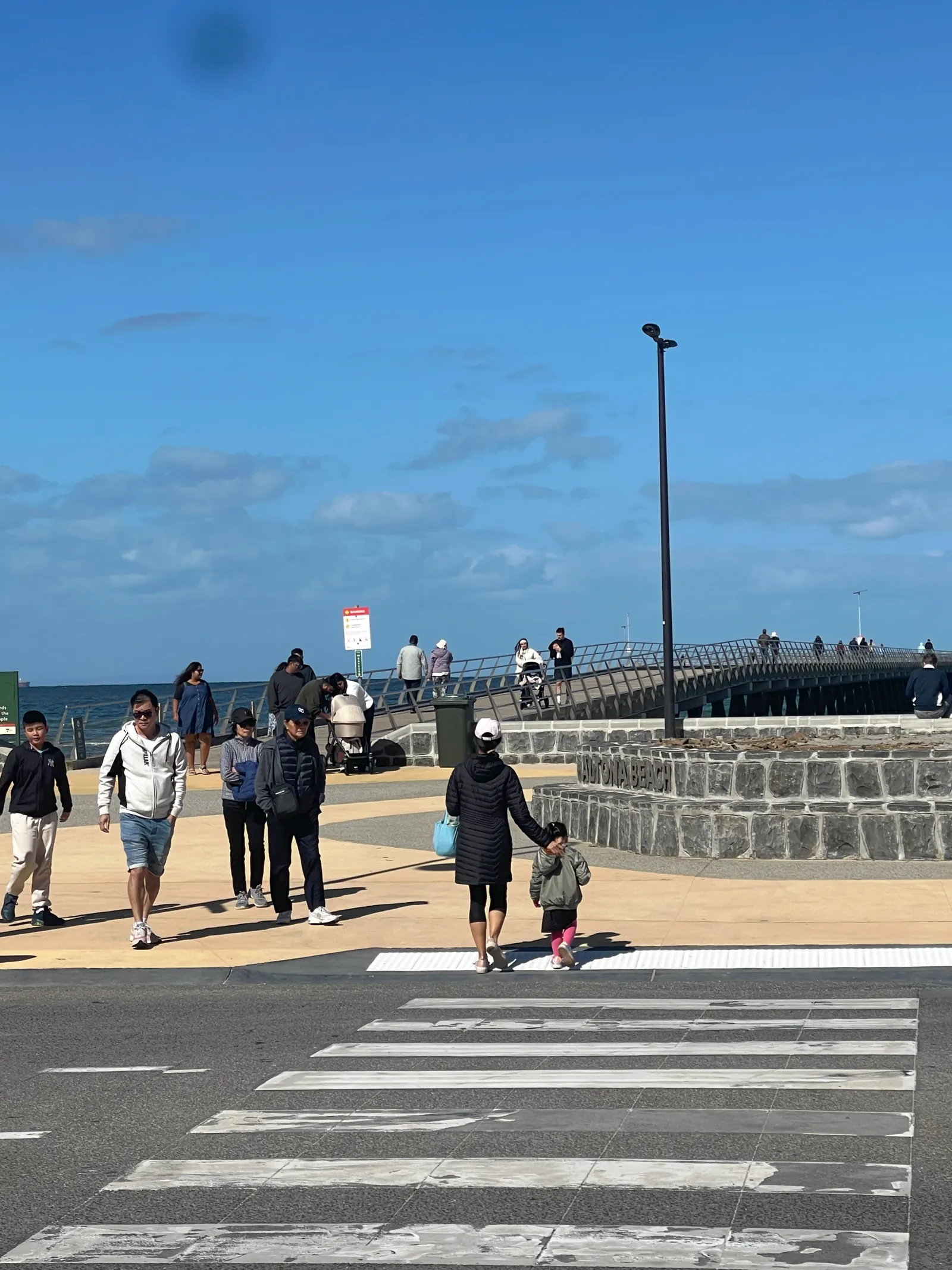 Altona beach and pier on a clear day